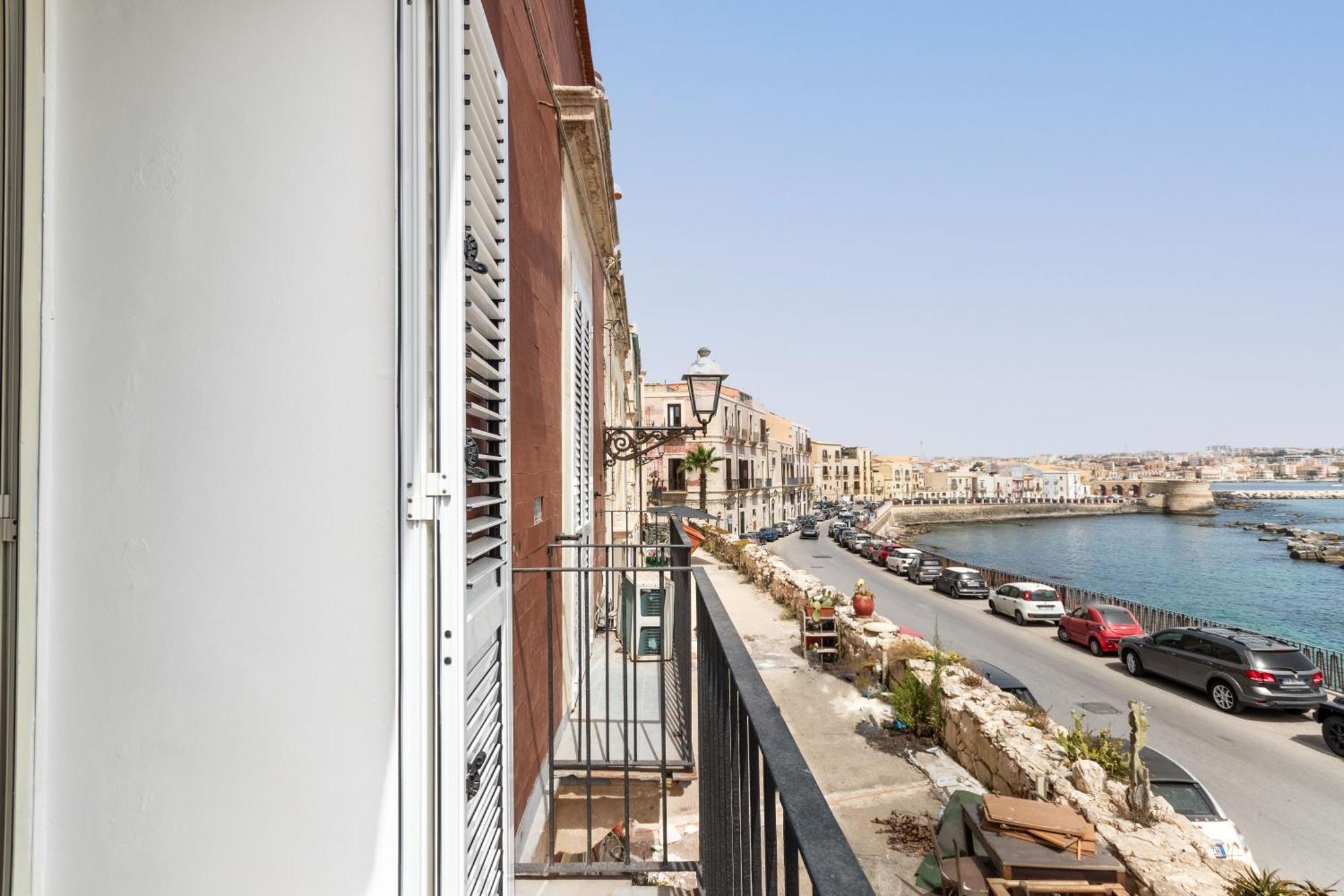 Fronte Mare Apartments & City Views Syracuse Eksteriør bilde