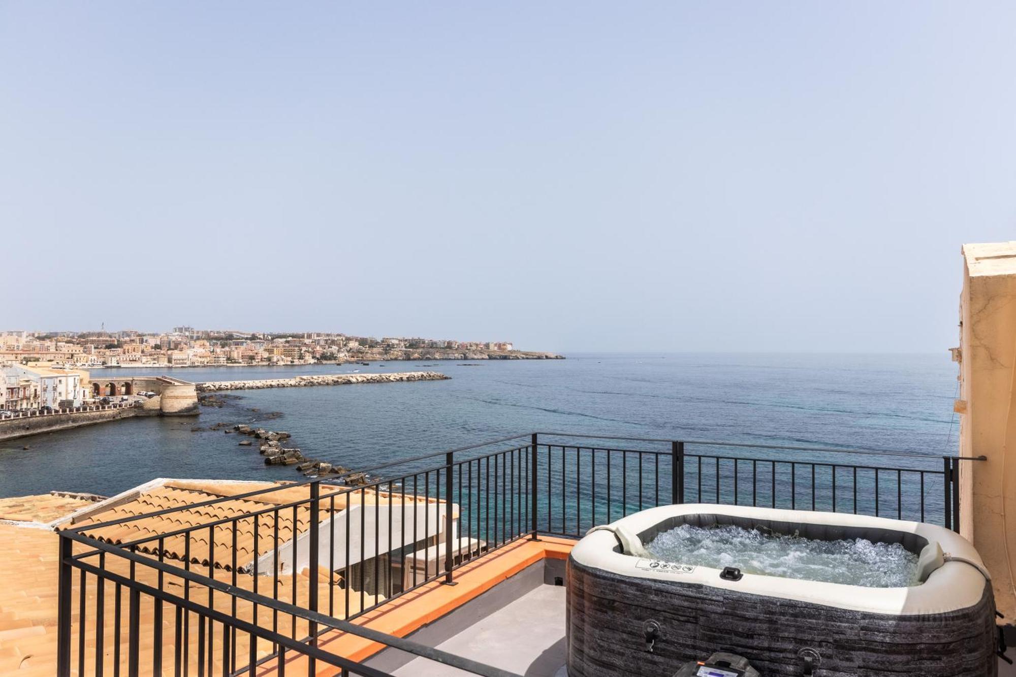 Fronte Mare Apartments & City Views Syracuse Eksteriør bilde